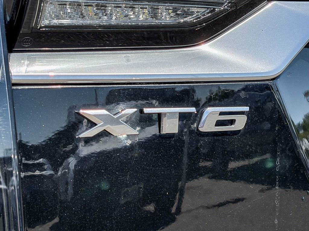Used 2023 Cadillac XT6 Sport image 9