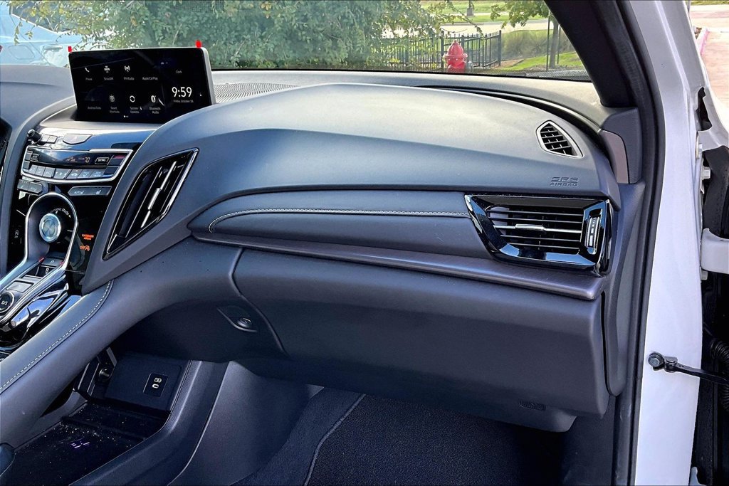 Used 2025 Acura RDX SH-AWD image 18