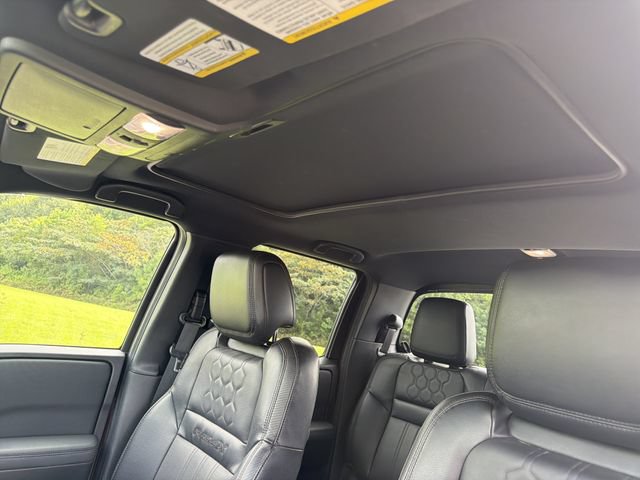 Certified 2022 Nissan Frontier PRO-4X w/ Pro-4X Premium Package AWD/4WD image 31