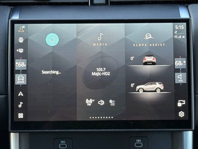 New 2025 Land Rover Discovery Sport S image 19