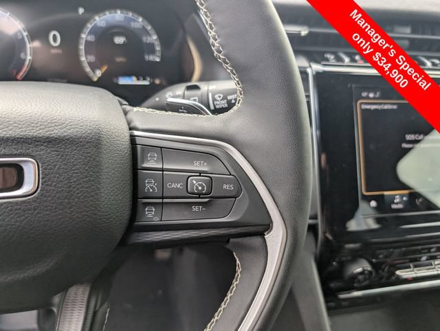 Used 2024 Jeep Grand Cherokee L Altitude AWD/4WD image 18