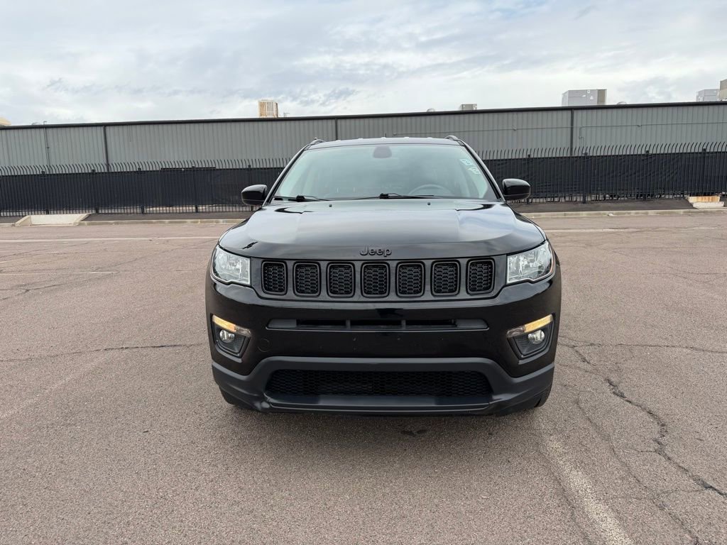 Used 2018 Jeep Compass Latitude image 3