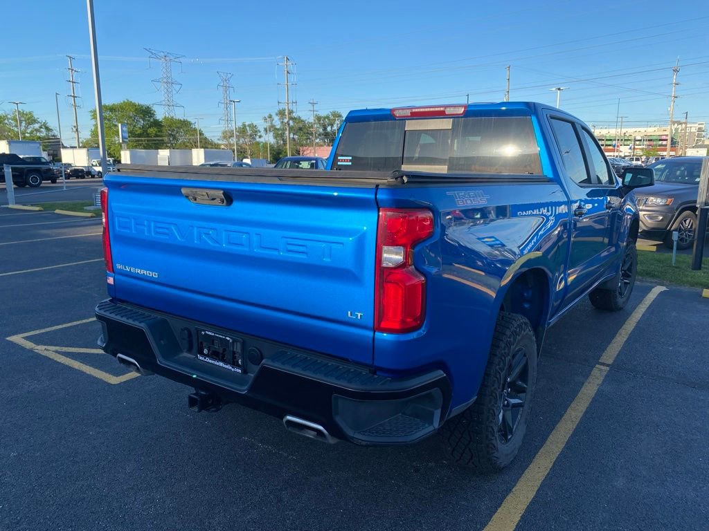 Used 2024 Chevrolet Silverado 1500 LT Trail Boss w/ Convenience Package II AWD/4WD image 4