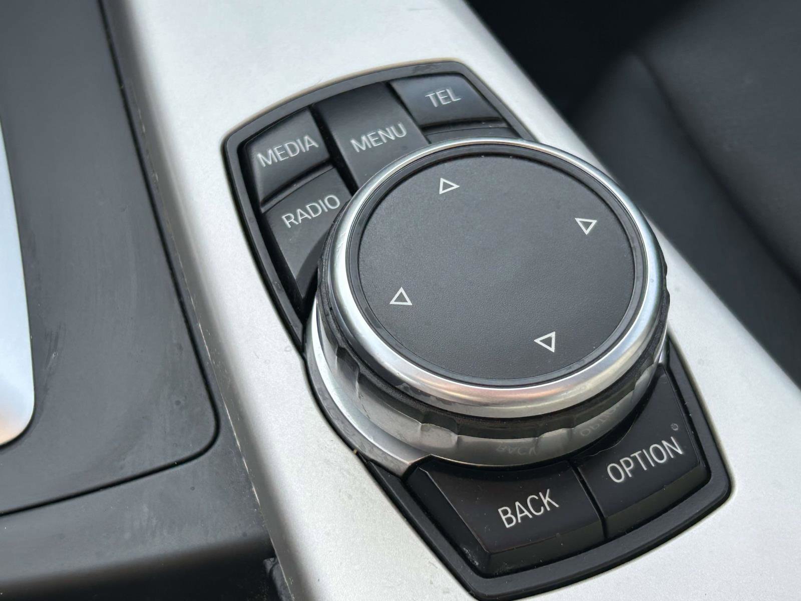 Used 2015 BMW 320i xDrive Sedan image 28