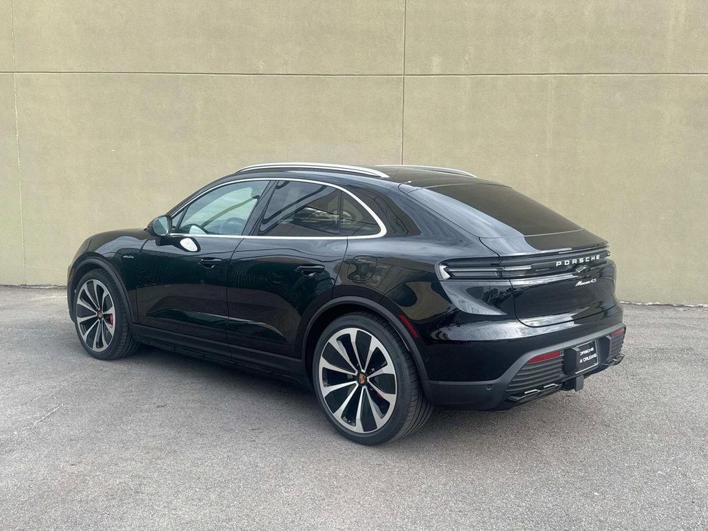 New 2025 Porsche Macan 4S Electric image 3