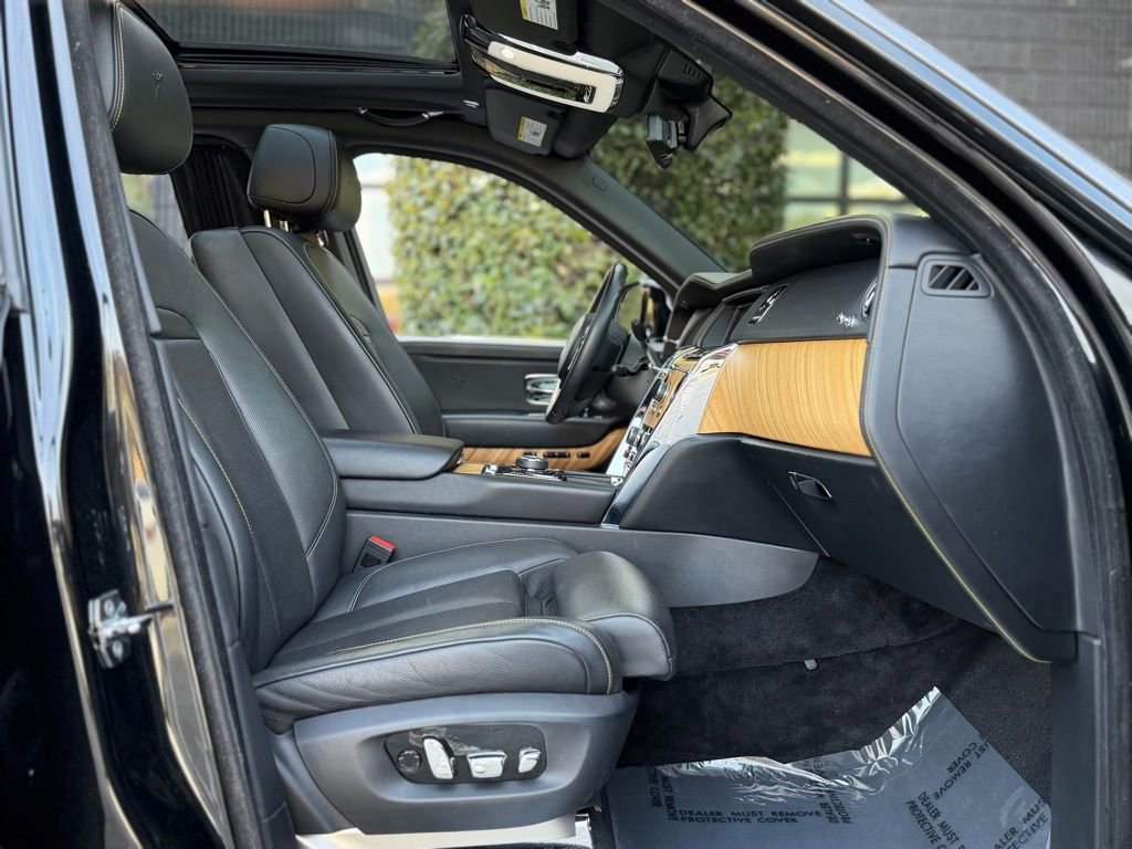 Used 2019 Rolls-Royce Cullinan image 38