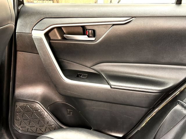 Used 2021 Toyota RAV4 XLE Premium FWD image 20