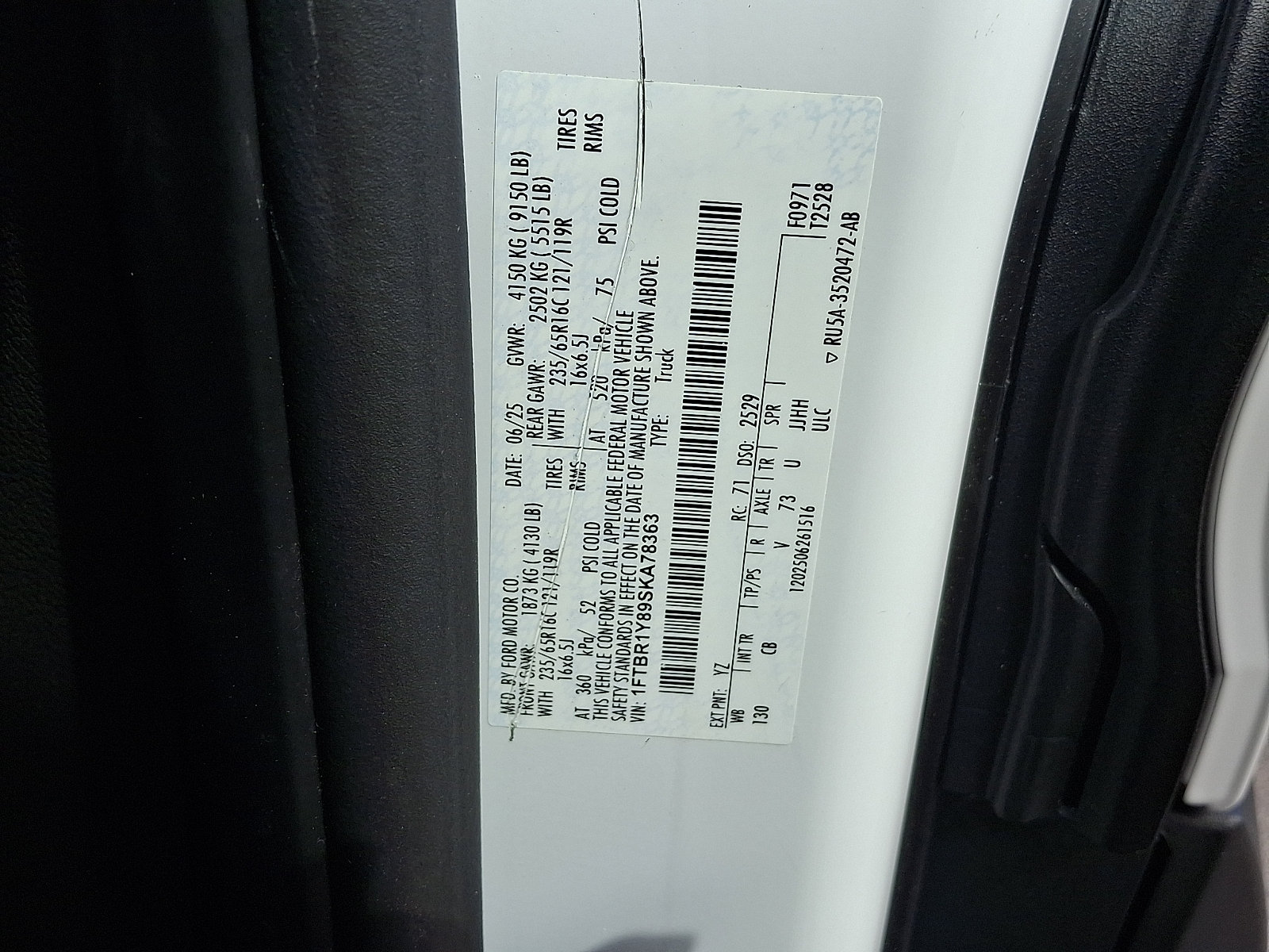 Certified 2025 Ford Transit 250 Low Roof RWD image 26
