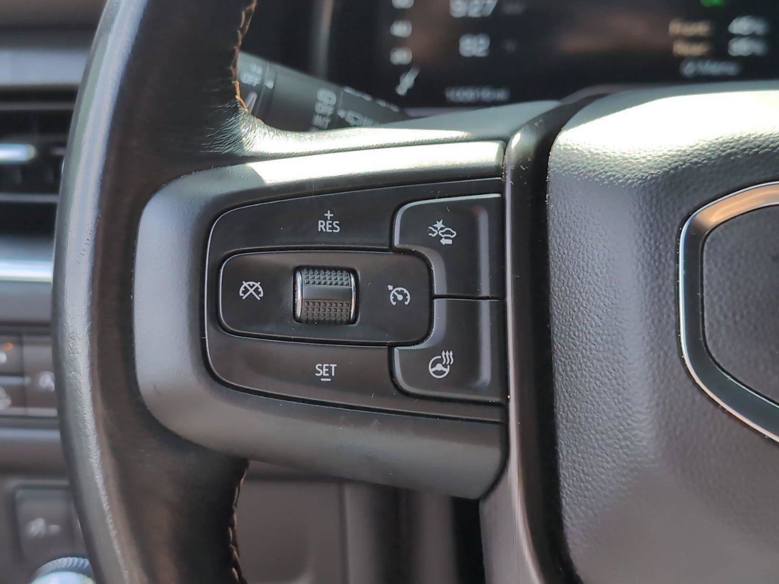 Used 2023 GMC Yukon AT4 AWD/4WD image 30