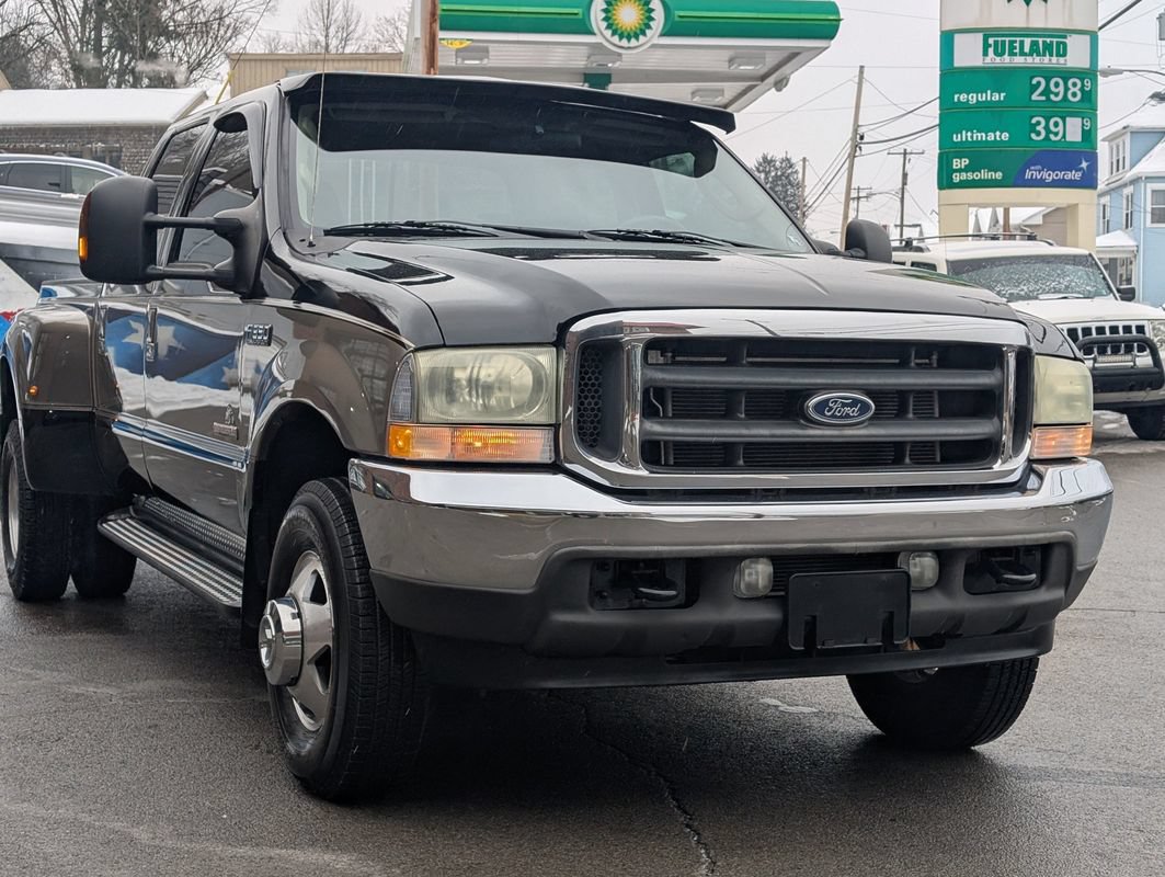 Used 2004 Ford F350 Lariat AWD/4WD image 16