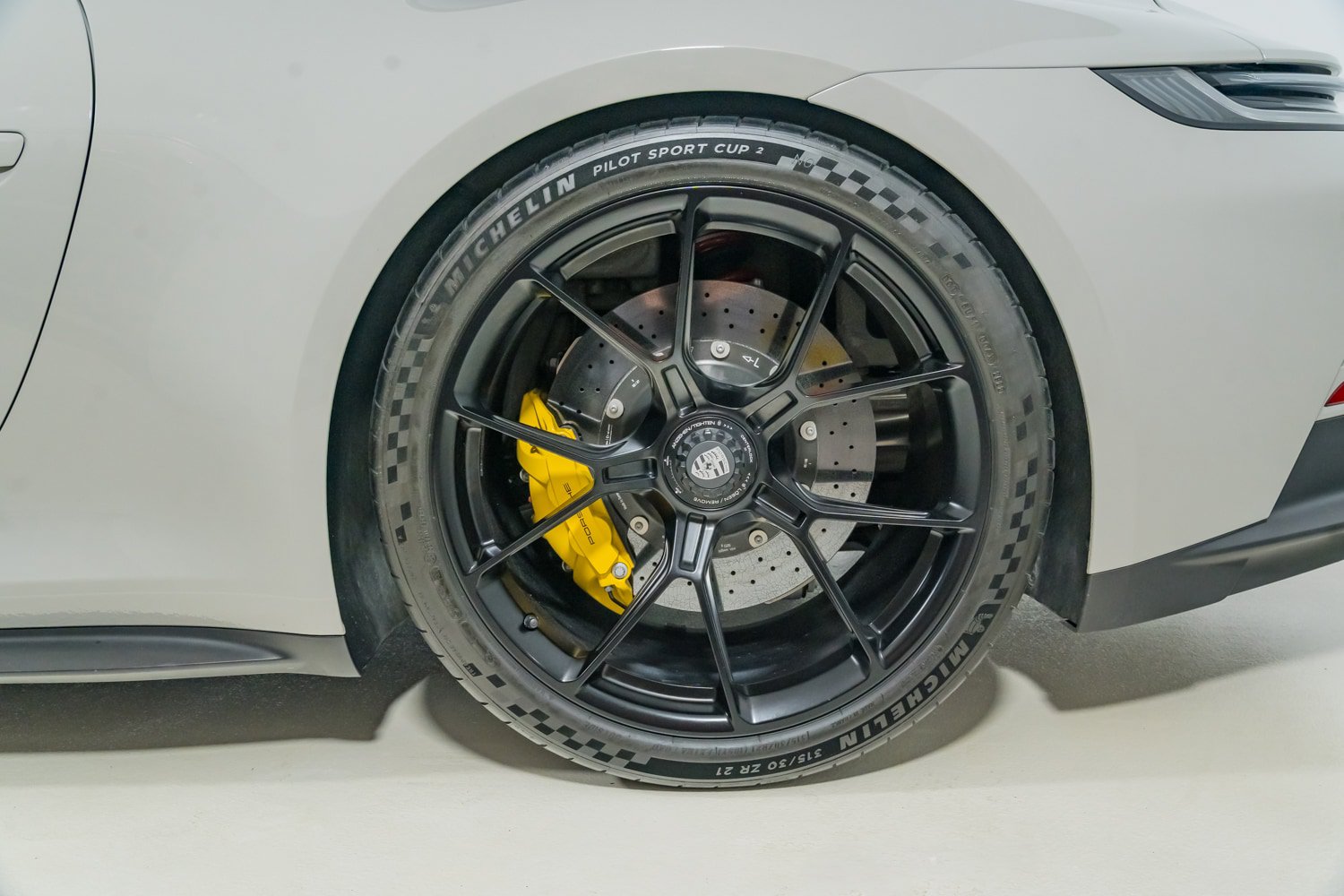 Used 2023 Porsche 911 GT3 RWD image 13