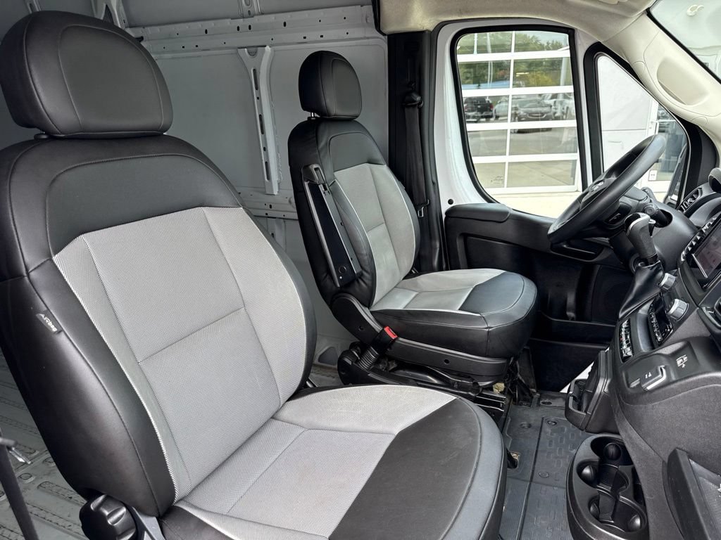 Used 2025 RAM ProMaster 2500 w/ Convenience Group FWD image 32