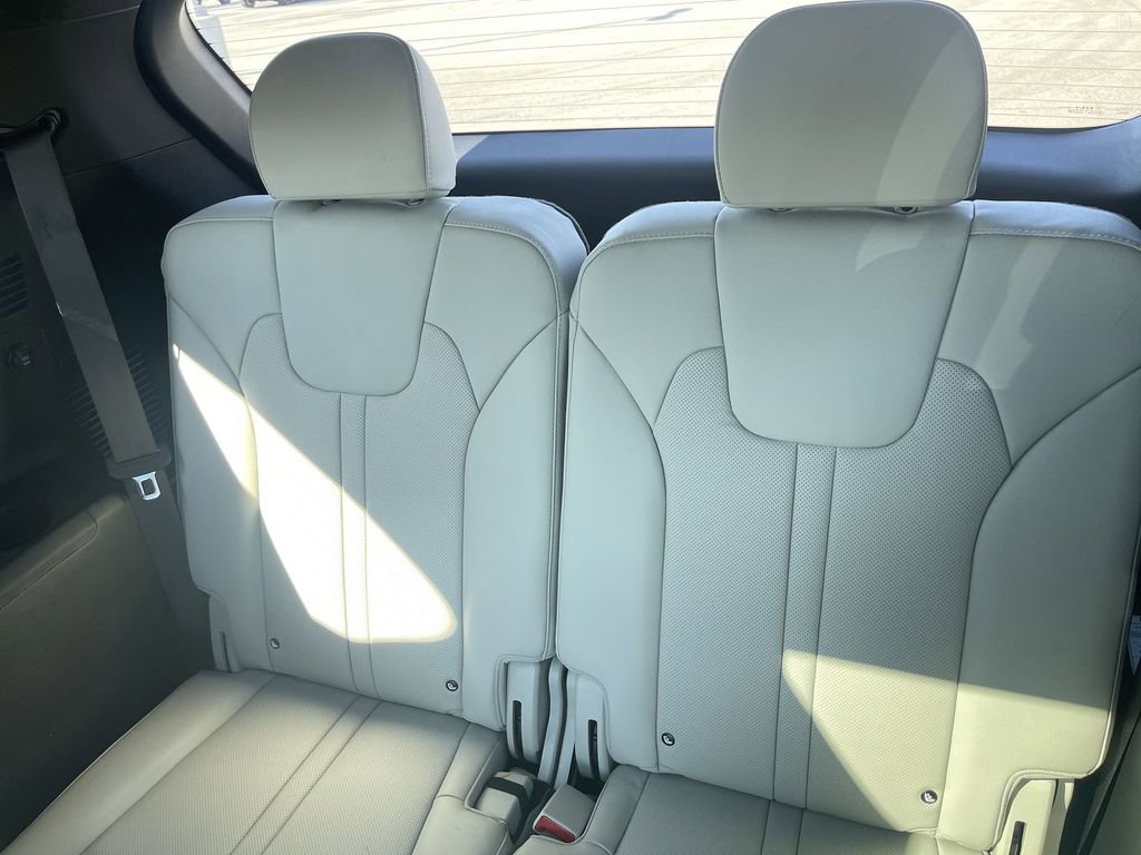 Used 2025 Kia Sorento SX Prestige image 40