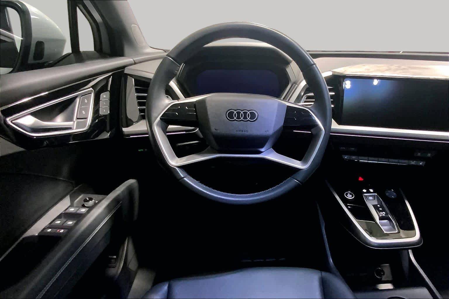Used 2024 Audi Q4 e-tron Premium Plus w/ Premium Plus AWD/4WD image 5