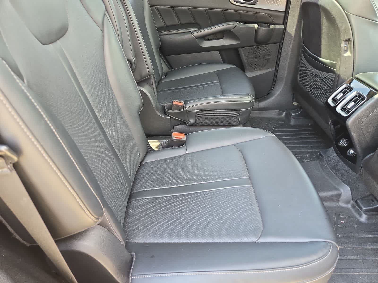 Certified 2021 Kia Sorento SX FWD image 18