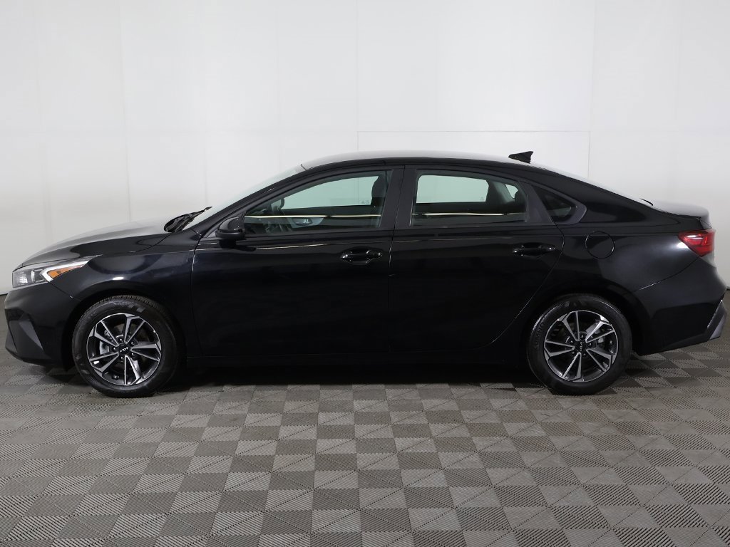 Used 2024 Kia Forte LXS image 15