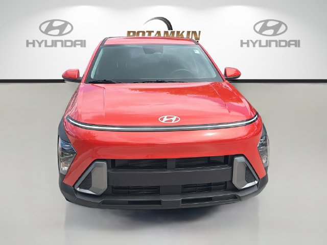 Certified 2024 Hyundai Kona SE FWD image 3