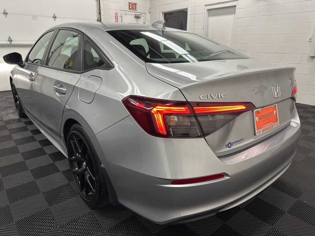 Used 2025 Honda Civic Sport image 8