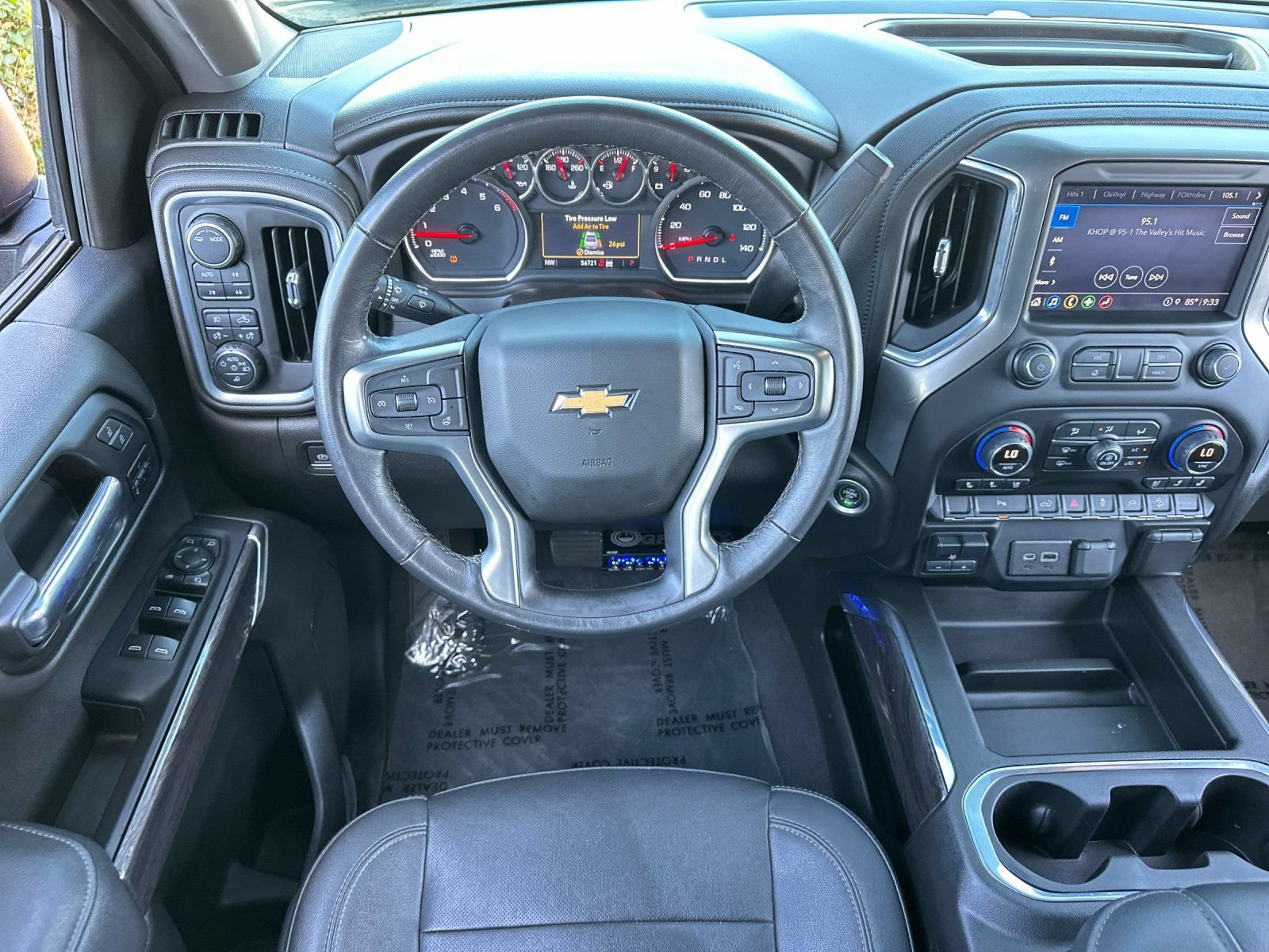 Used 2022 Chevrolet Silverado 1500 LTZ w/ Z71 Off-Road Package AWD/4WD image 13