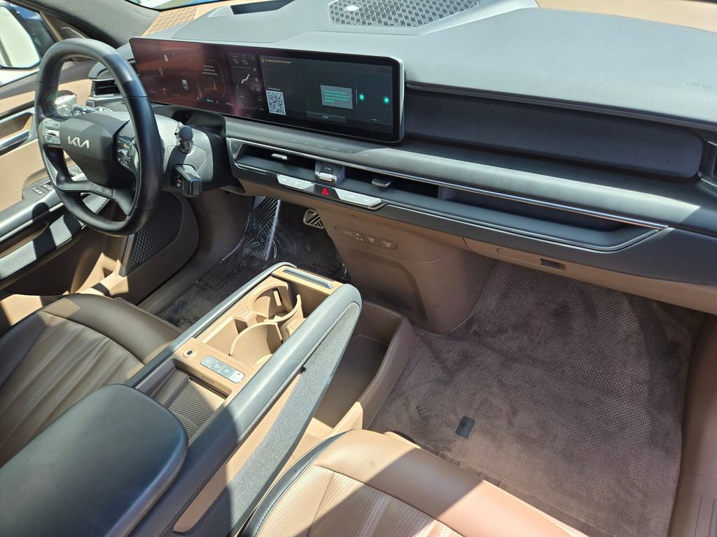 Certified 2024 Kia EV9 GT-Line AWD/4WD image 12