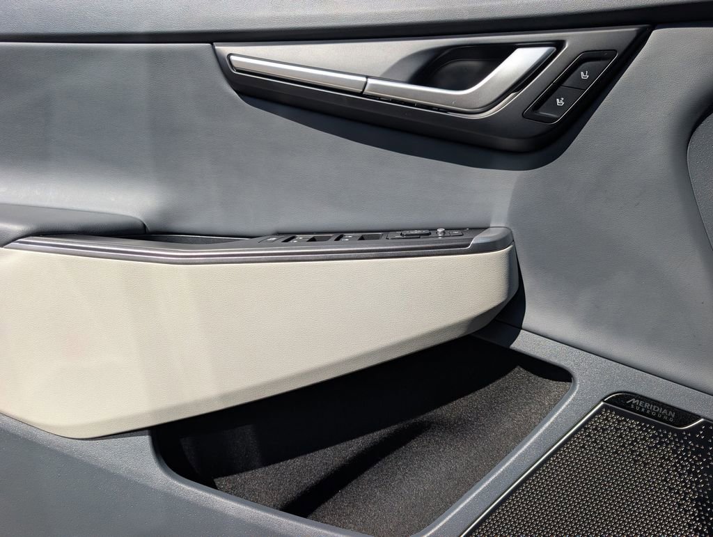 Used 2024 Kia EV6 Wind image 17