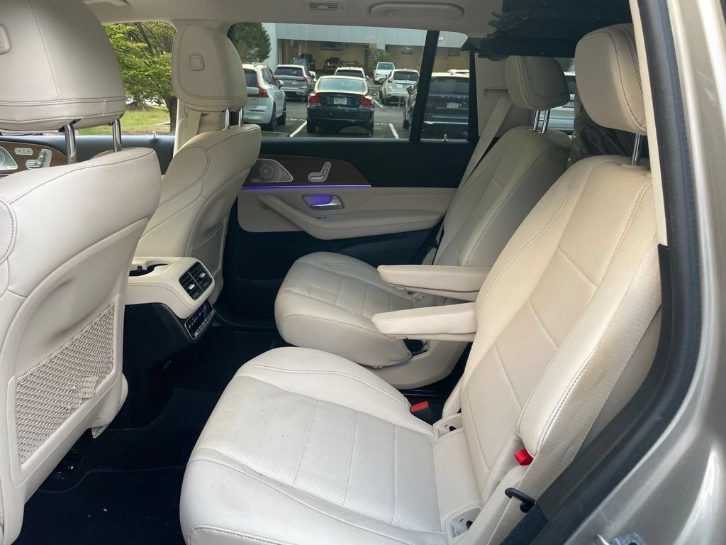 Used 2023 Mercedes-Benz GLS 450 4MATIC image 13
