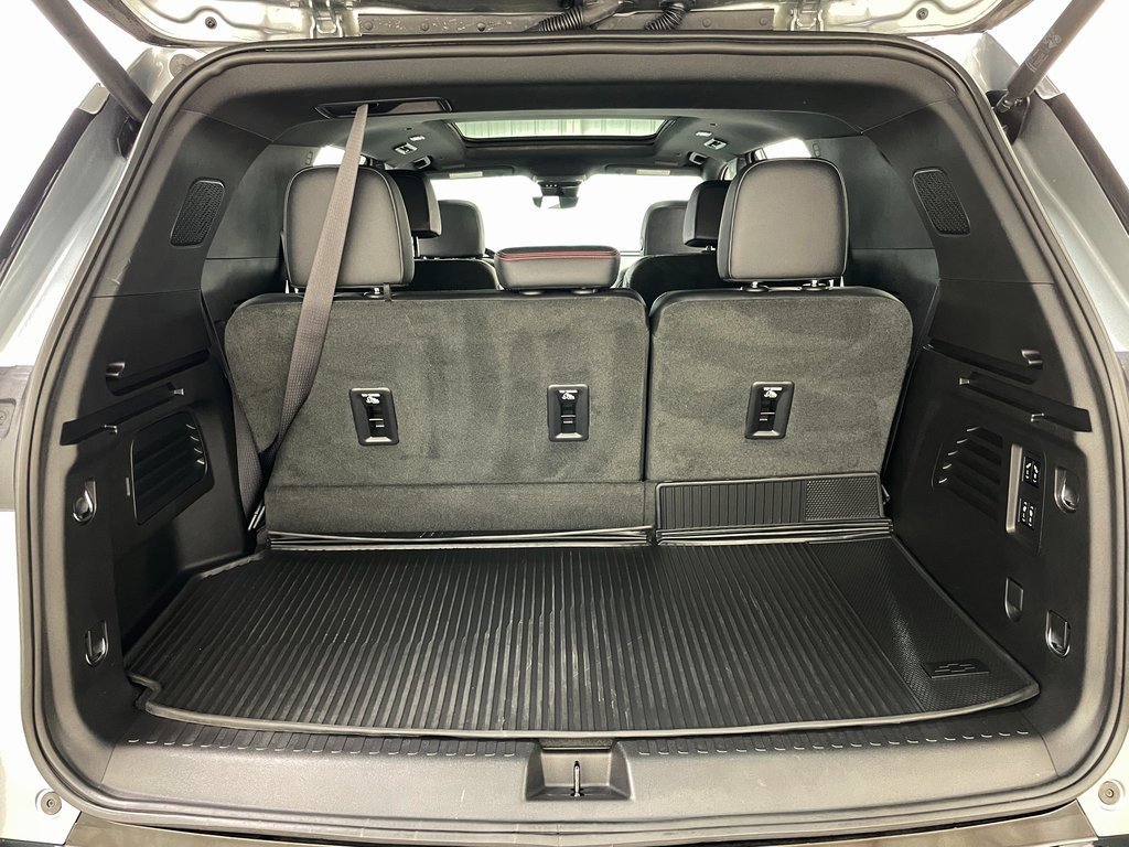 Certified 2024 Chevrolet Traverse RS image 50