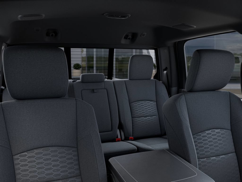 New 2025 RAM 3500 Big Horn AWD/4WD image 27