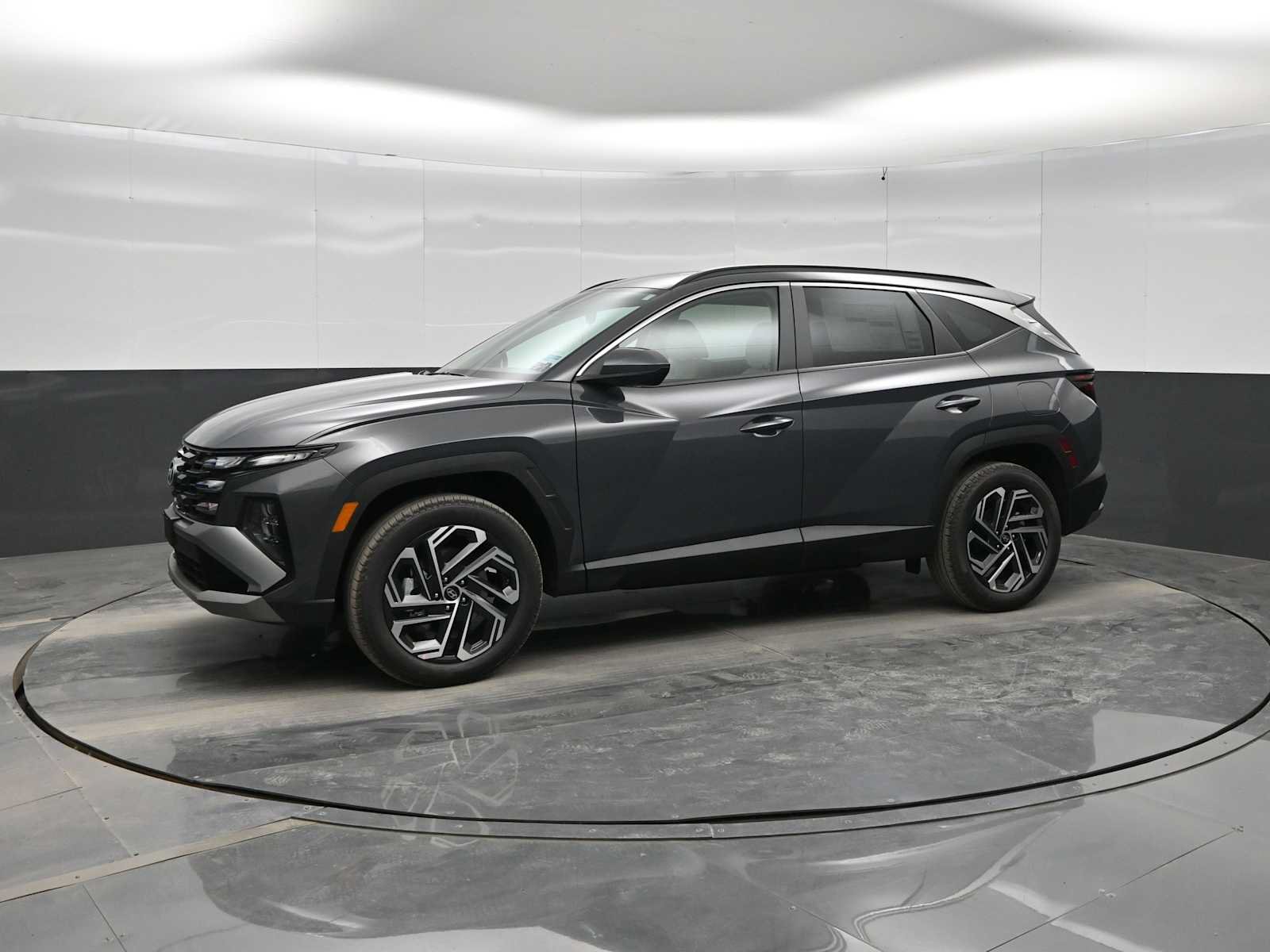 New 2026 Hyundai Tucson SEL Plus AWD/4WD image 1