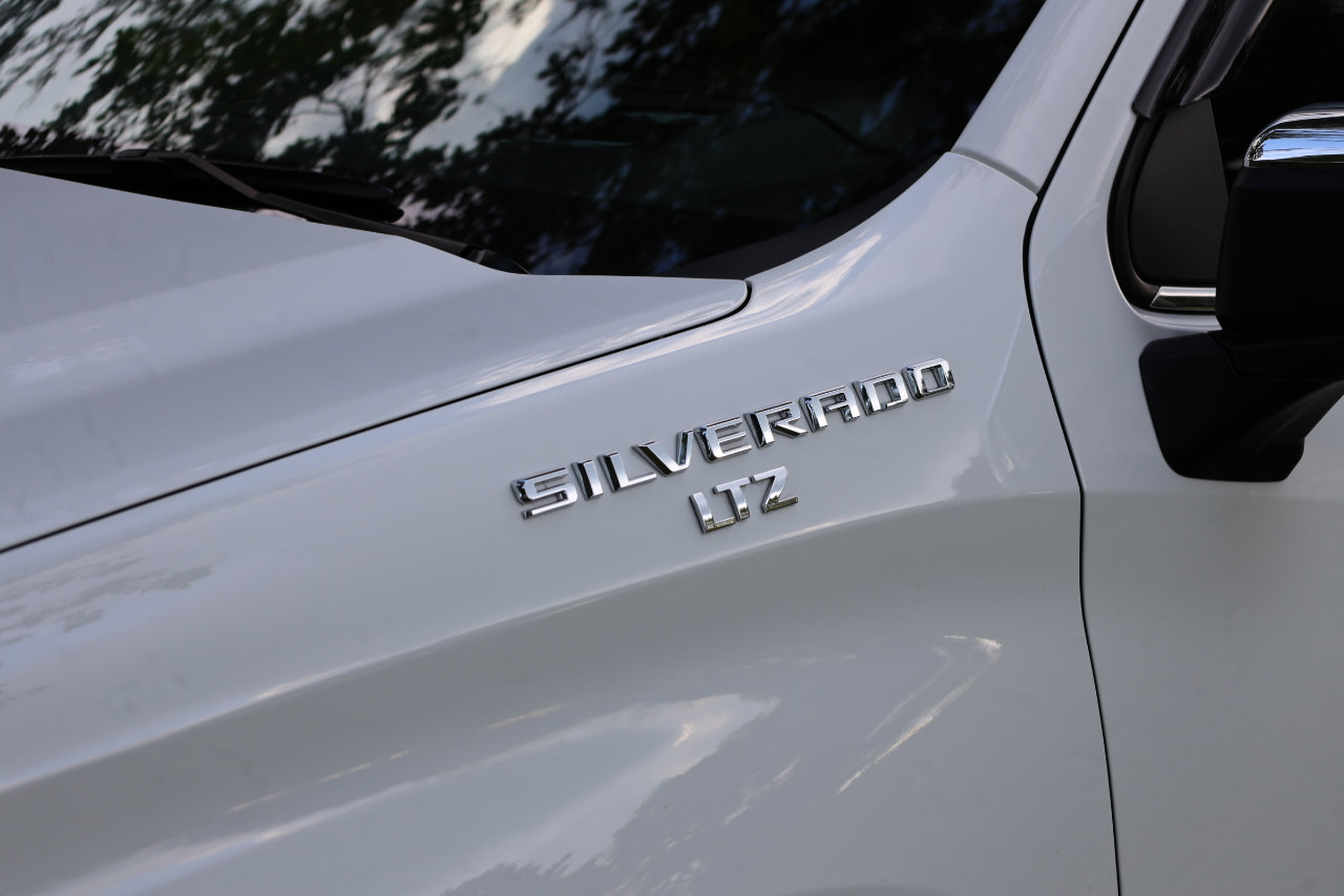 Used 2022 Chevrolet Silverado 1500 LTZ w/ LTZ Premium Package image 17