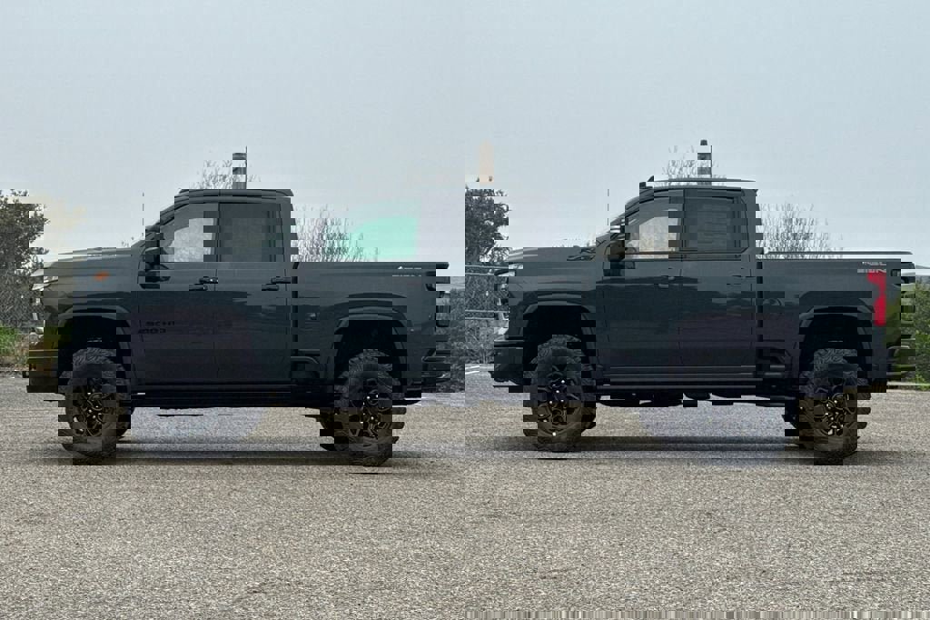 New 2026 Chevrolet Silverado 2500 ZR2 w/ ZR2 Bison Edition image 7