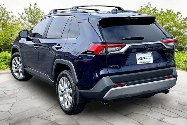 Used 2025 Toyota RAV4 Limited w/ Advanced Technology Package image 11