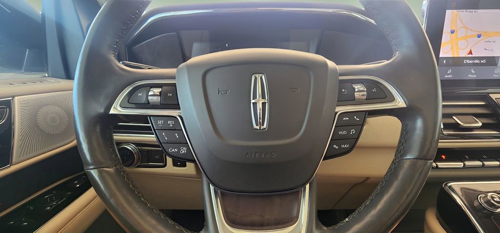 Used 2020 Lincoln Navigator Reserve w/ Luxury Package image 35
