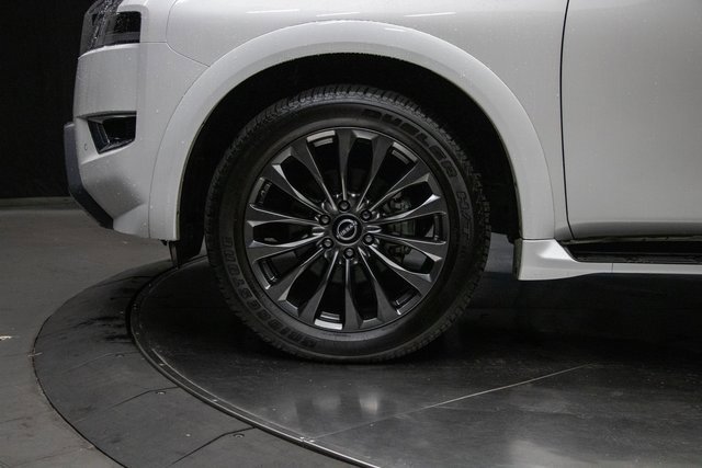 Used 2024 Nissan Armada Platinum w/ Captain's Chairs Package image 8