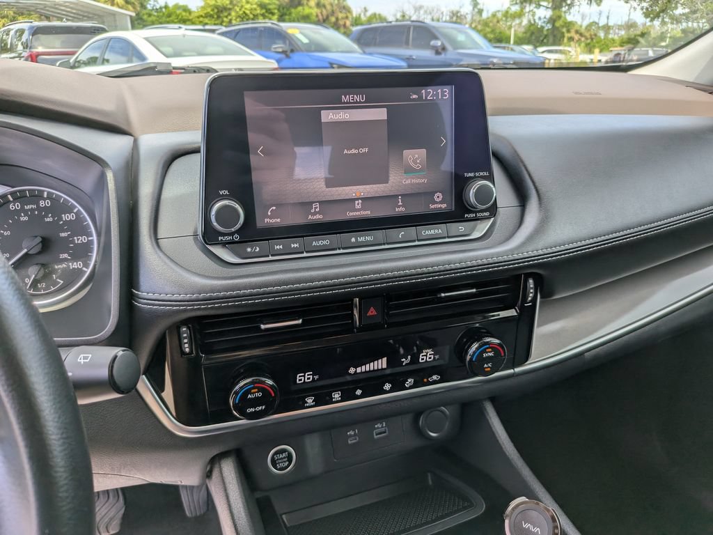 Used 2021 Nissan Rogue SV FWD image 23