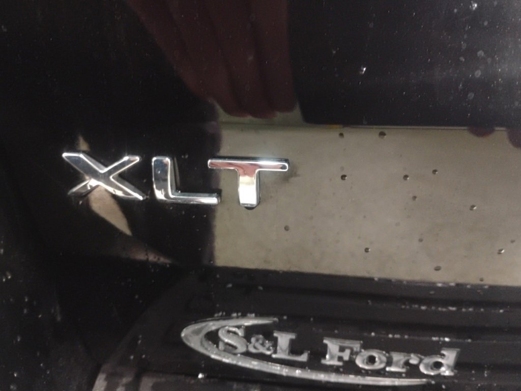 Certified 2023 Ford Expedition XLT image 9