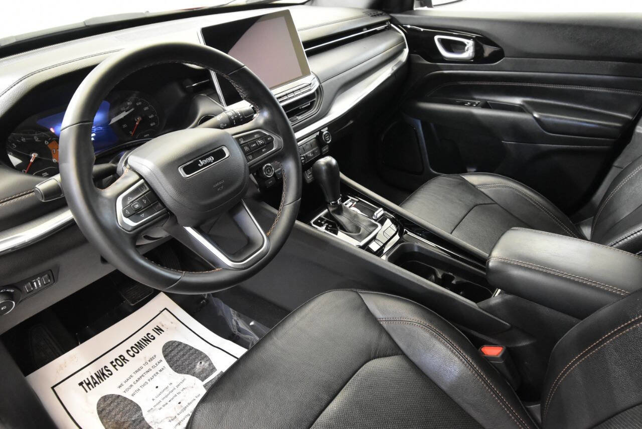 Used 2022 Jeep Compass Limited image 12