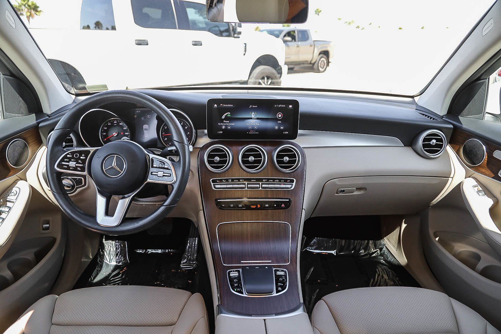 Used 2021 Mercedes-Benz GLC 300 image 12