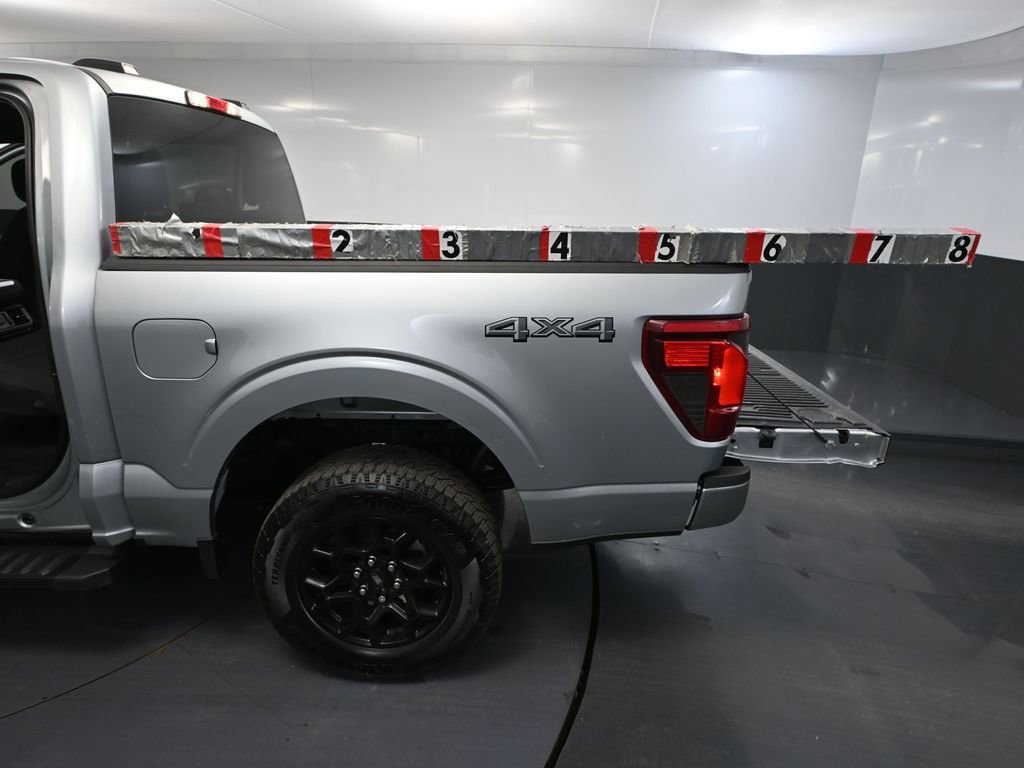 Used 2024 Ford F150 XLT w/ XLT Black Appearance Package image 39