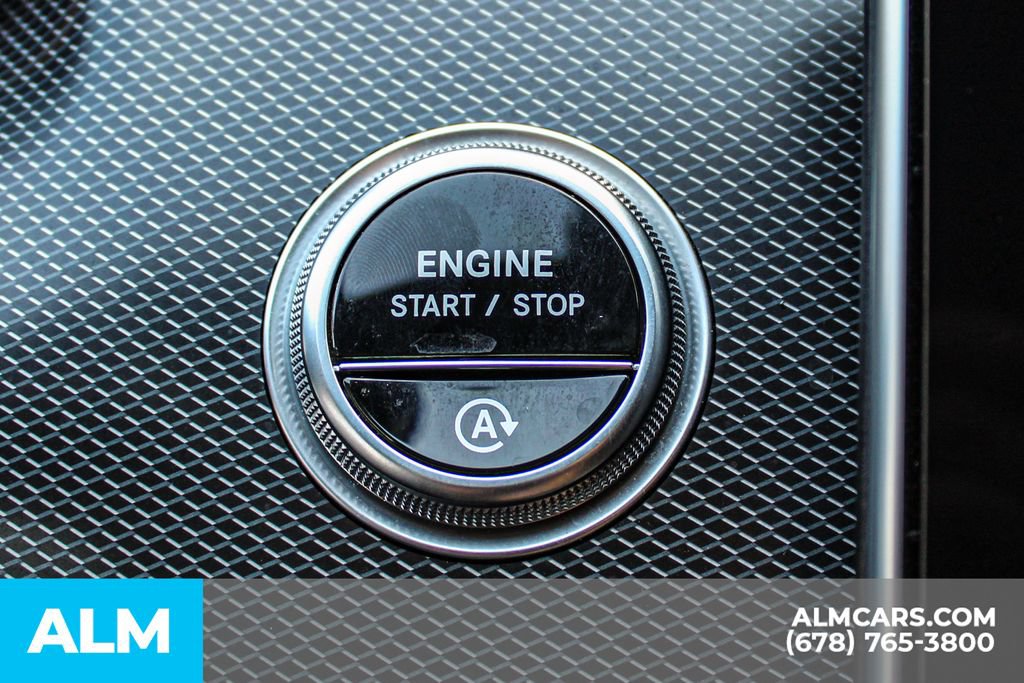 Used 2025 Mercedes-Benz C 43 AMG 4MATIC Sedan w/ AMG Night Package Plus image 28