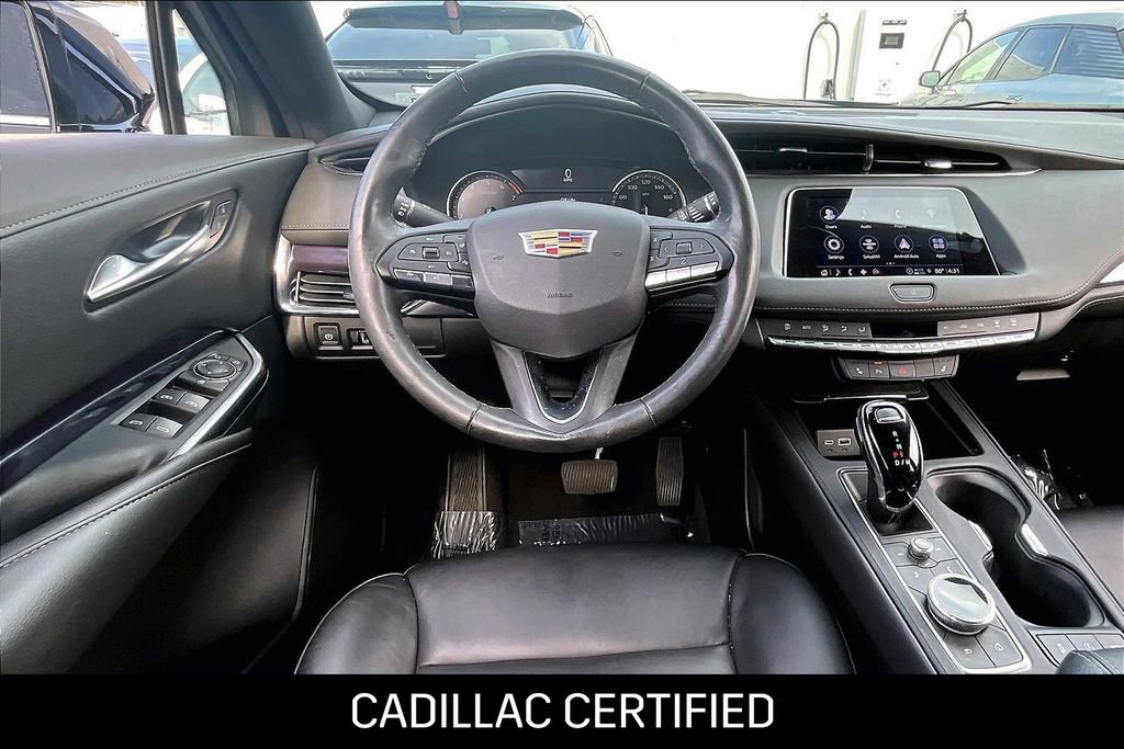 Certified 2023 Cadillac XT4 Luxury w/ Cold Weather Package image 7