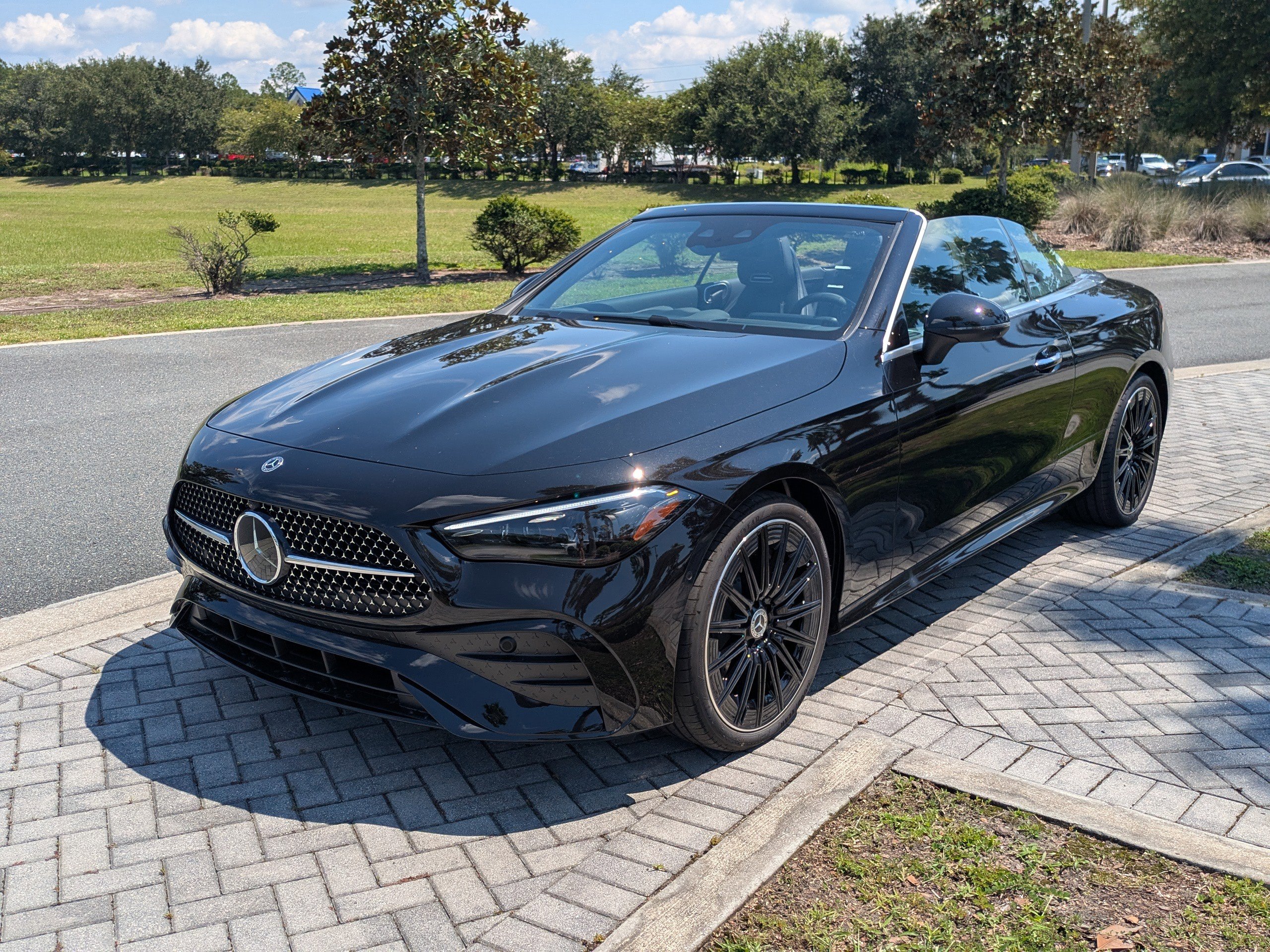 New 2026 Mercedes-Benz CLE 450 4MATIC Cabriolet image 14