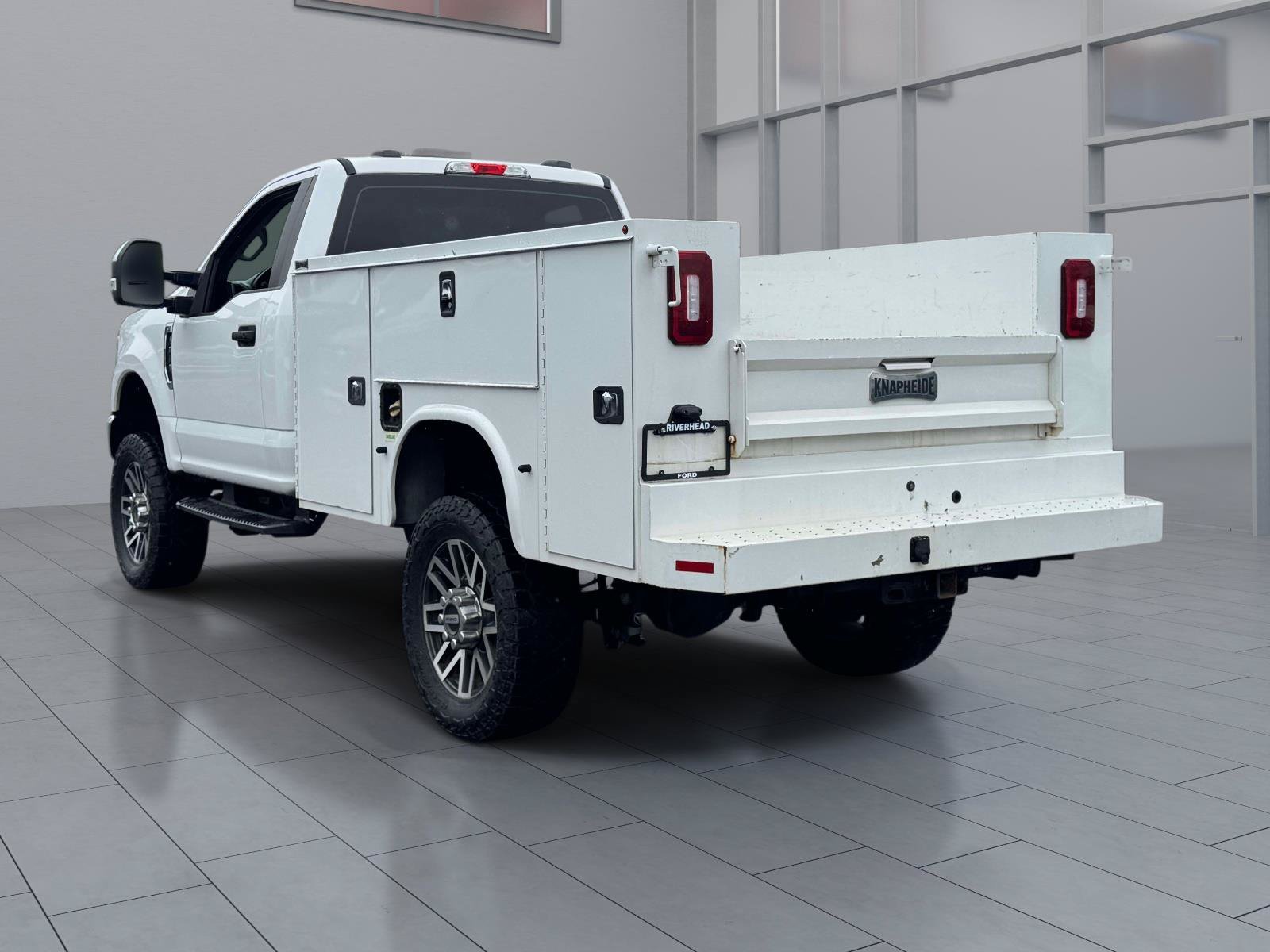 Used 2021 Ford F350 XL w/ Power Equipment Group AWD/4WD image 5