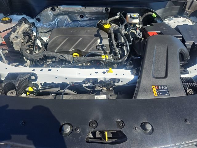 Used 2024 Chevrolet Trax LS w/ LS Convenience Package FWD image 22