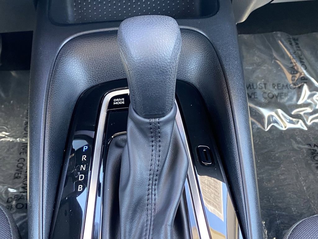 Certified 2025 Toyota Corolla LE image 33