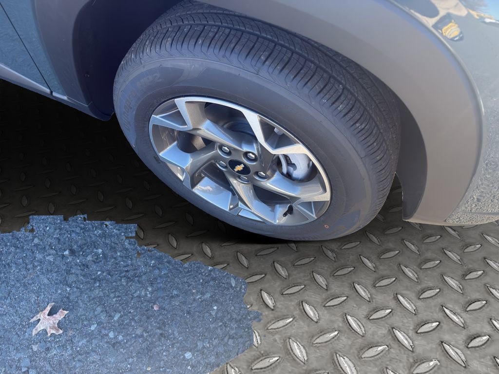 New 2026 Chevrolet Trax LT w/ LT Convenience Package image 26