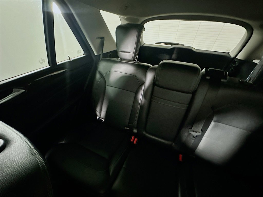 Used 2015 Mercedes-Benz ML 350 4MATIC image 12