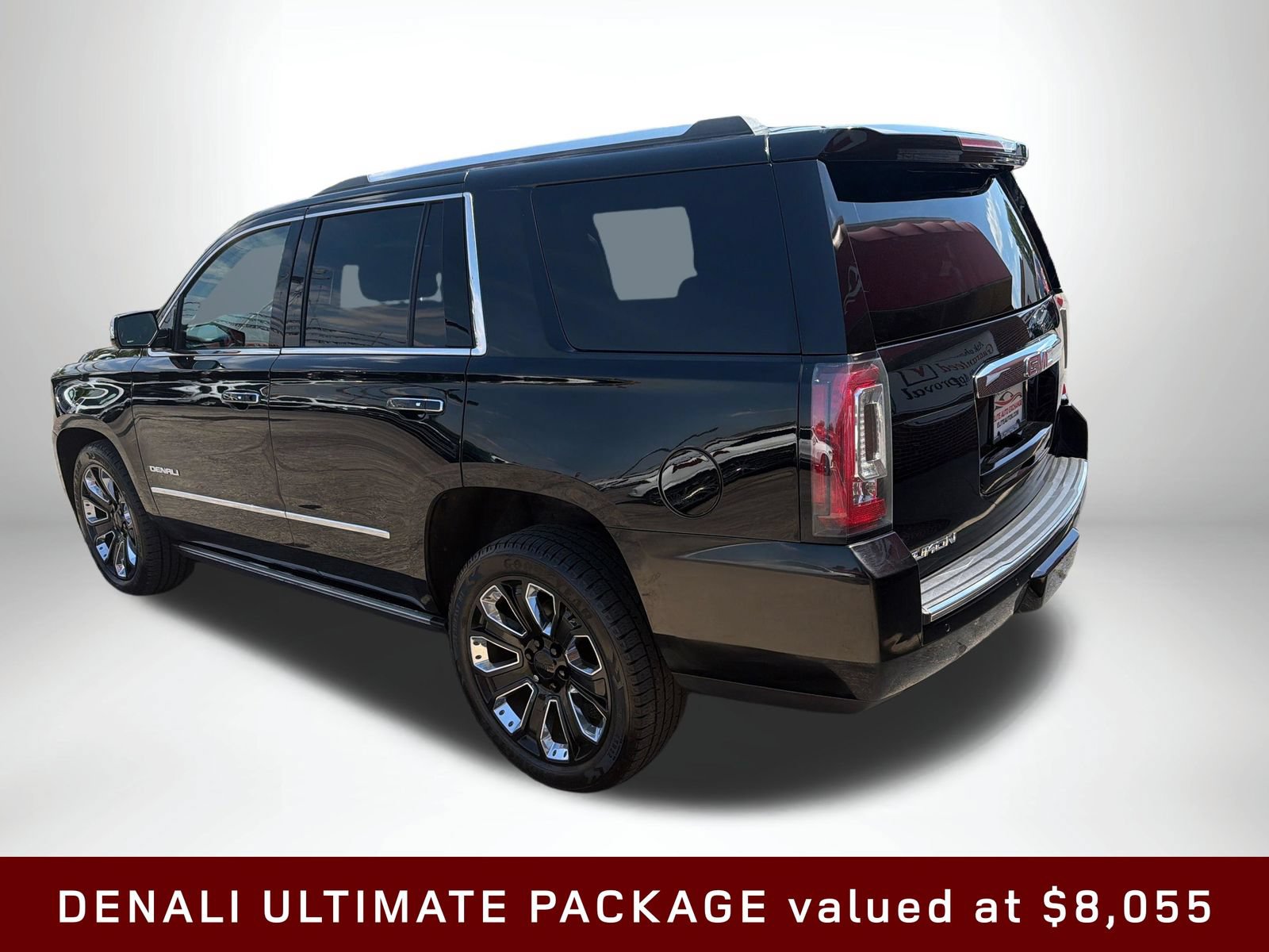 Used 2020 GMC Yukon Denali w/ Denali Ultimate Package AWD/4WD image 4