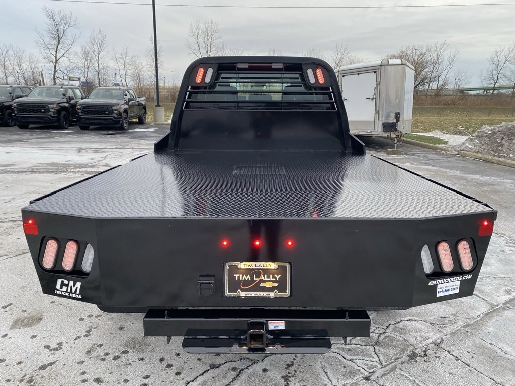 New 2025 Chevrolet Silverado 3500 W/T image 6