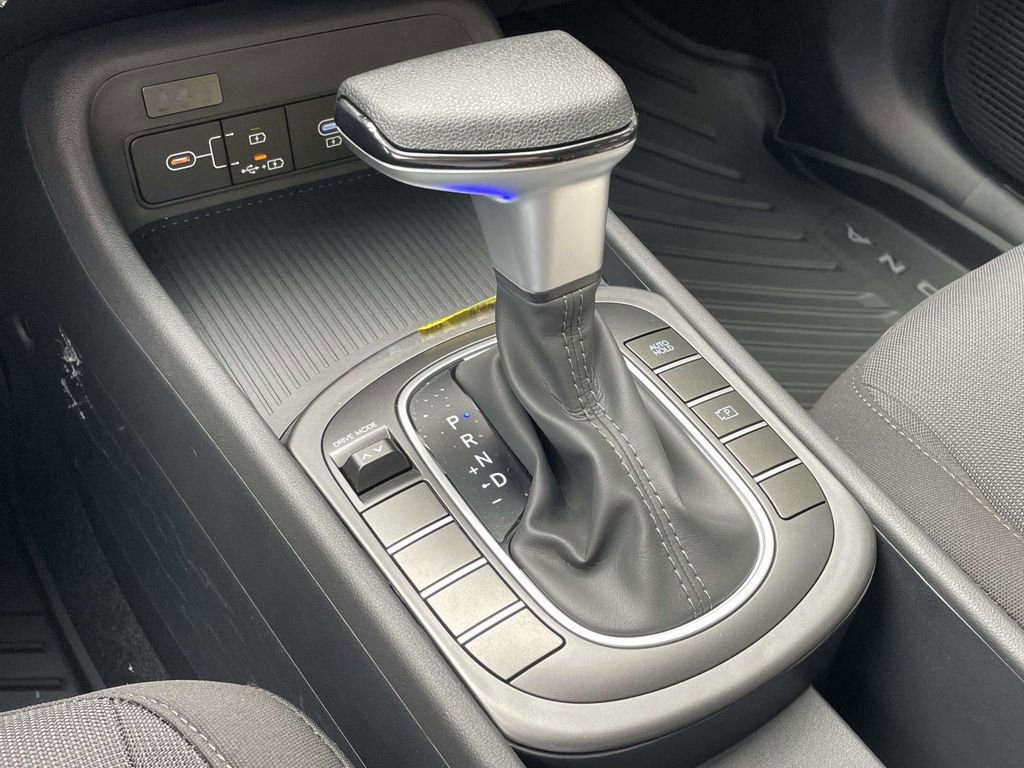 New 2026 Hyundai Kona SE image 30